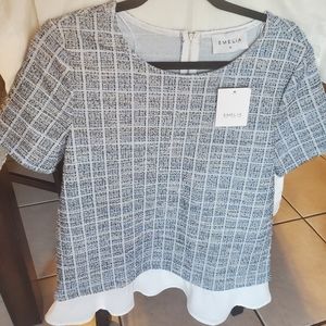 Amelia top in size M